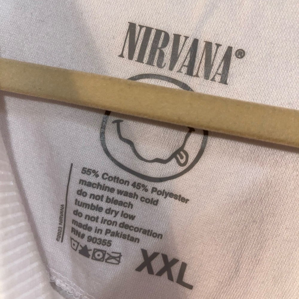 Nirvana sweatshirt - Picture 3 of 10